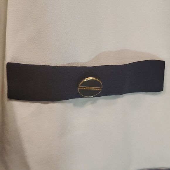 Talbots white and navy quarter sleeve blouse NWT - Picture 4 of 9